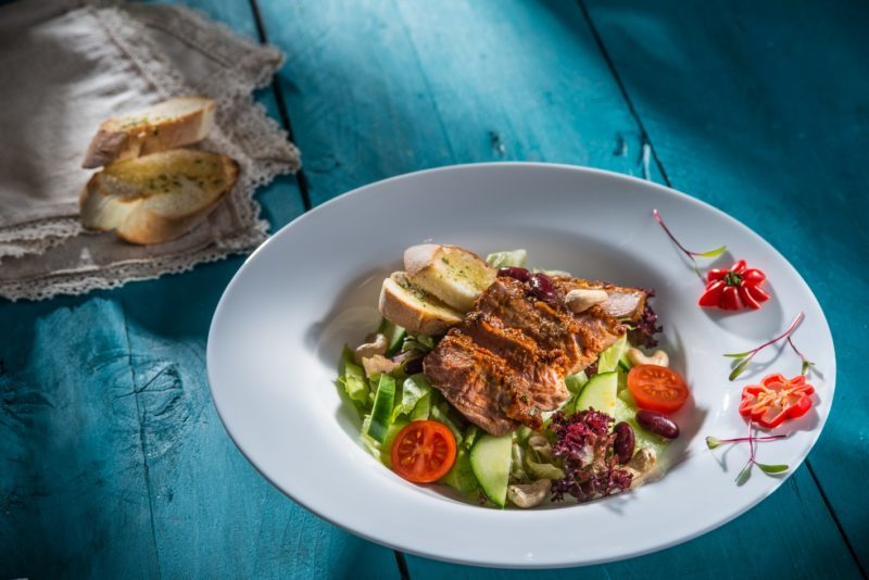 Salată cu muşchi de vită